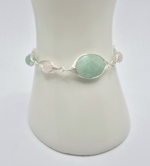 Natalie Patten's Herringbone Weave Connectors - , Contemporary Wire Jewelry, Making Chain, Chain Making , Findings, Clasps, Components, Wire Wrapping, Wrapping, Wire Wrapping Jewelry, use the connectors individually to make earrings.